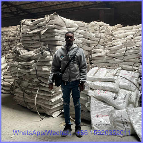 soude caustique en paillette